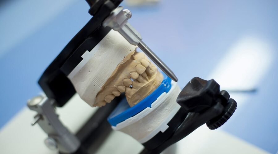 How to Grow Your Dental Laboratory Business in India